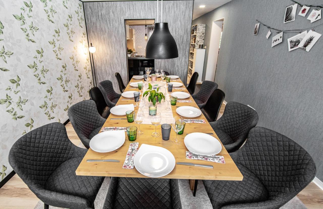 Bookeinfach Bad Ems - Private - Sauna Jacuzzi Whirlpool Swimmingpool Alahna Sup Beachvolleyball Billiards Ping Pong Cinema Theater Music Disco Ball Bbq Und Parkplaetze Dış mekan fotoğraf