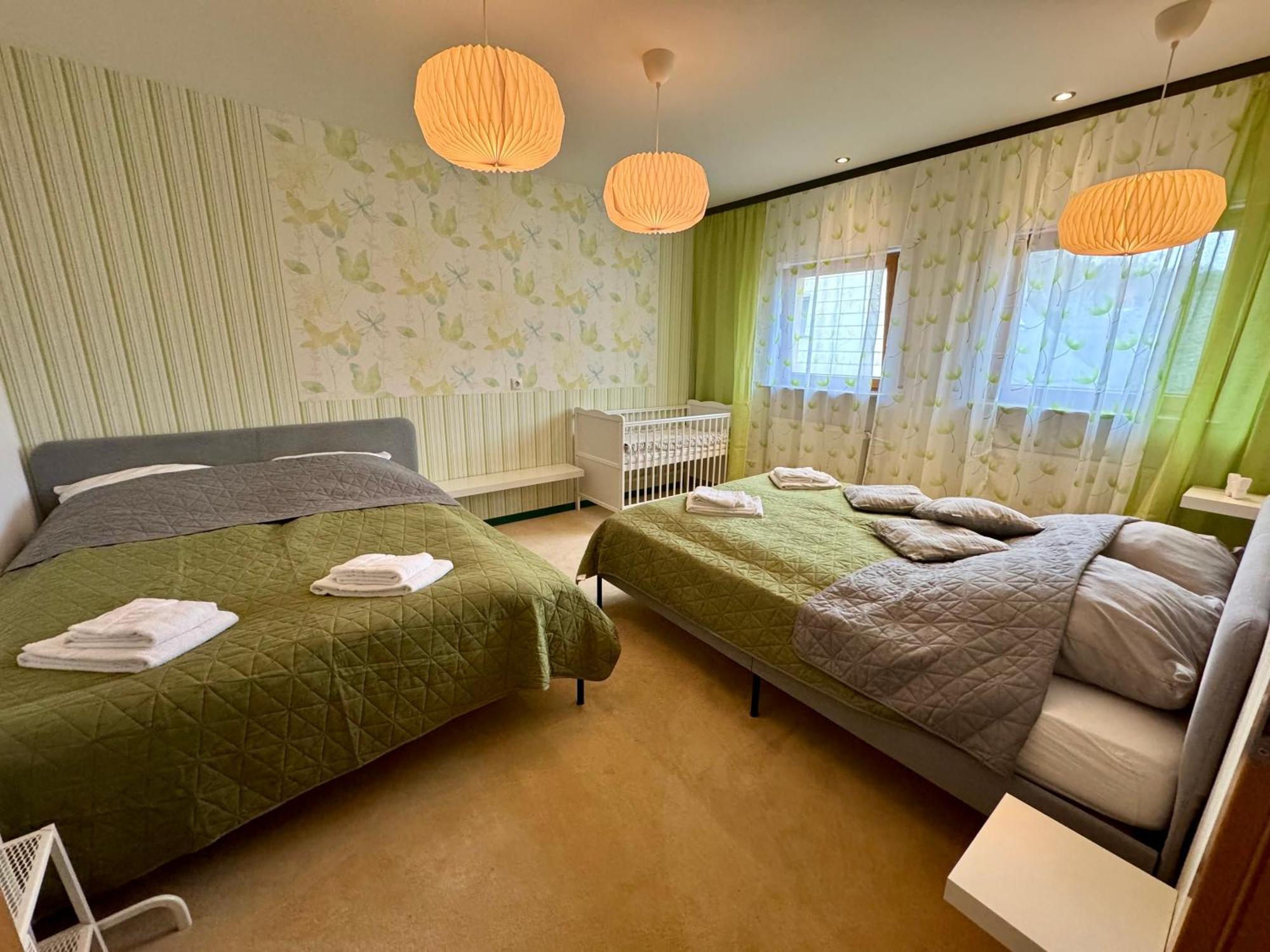 Bookeinfach Bad Ems - Private - Sauna Jacuzzi Whirlpool Swimmingpool Alahna Sup Beachvolleyball Billiards Ping Pong Cinema Theater Music Disco Ball Bbq Und Parkplaetze Dış mekan fotoğraf