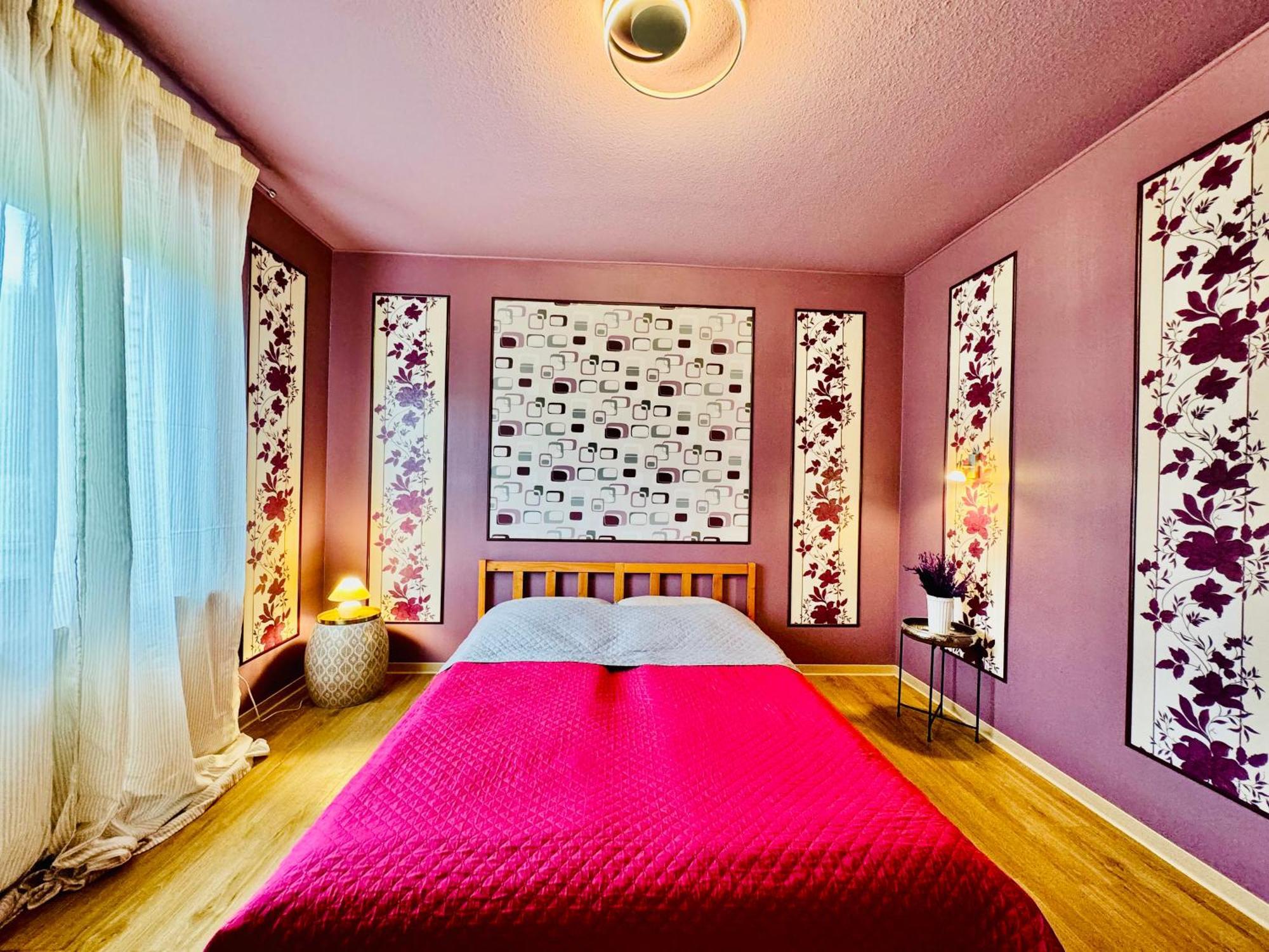Bookeinfach Bad Ems - Private - Sauna Jacuzzi Whirlpool Swimmingpool Alahna Sup Beachvolleyball Billiards Ping Pong Cinema Theater Music Disco Ball Bbq Und Parkplaetze Dış mekan fotoğraf