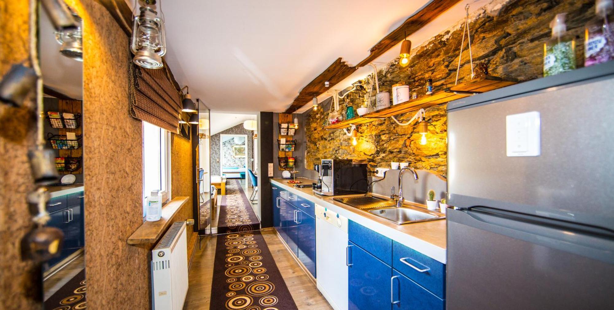 Bookeinfach Bad Ems - Private - Sauna Jacuzzi Whirlpool Swimmingpool Alahna Sup Beachvolleyball Billiards Ping Pong Cinema Theater Music Disco Ball Bbq Und Parkplaetze Dış mekan fotoğraf