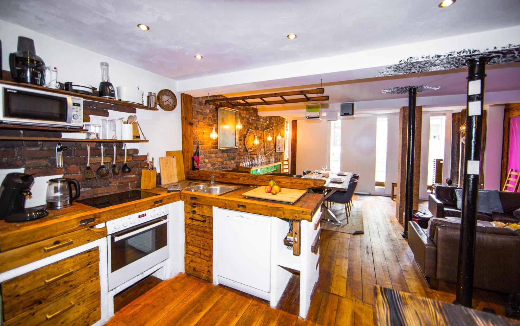 Bookeinfach Bad Ems - Private - Sauna Jacuzzi Whirlpool Swimmingpool Alahna Sup Beachvolleyball Billiards Ping Pong Cinema Theater Music Disco Ball Bbq Und Parkplaetze Dış mekan fotoğraf