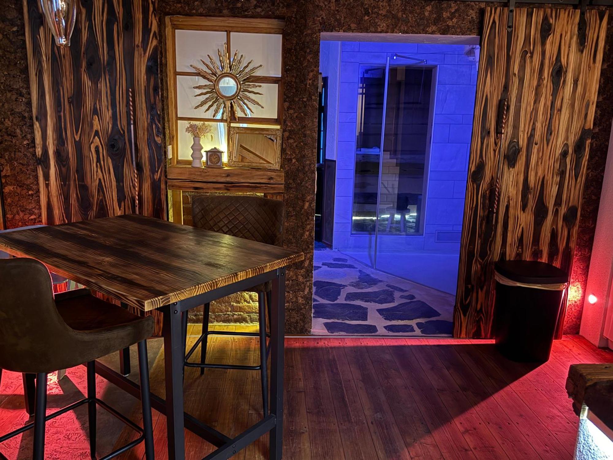 Bookeinfach Bad Ems - Private - Sauna Jacuzzi Whirlpool Swimmingpool Alahna Sup Beachvolleyball Billiards Ping Pong Cinema Theater Music Disco Ball Bbq Und Parkplaetze Dış mekan fotoğraf